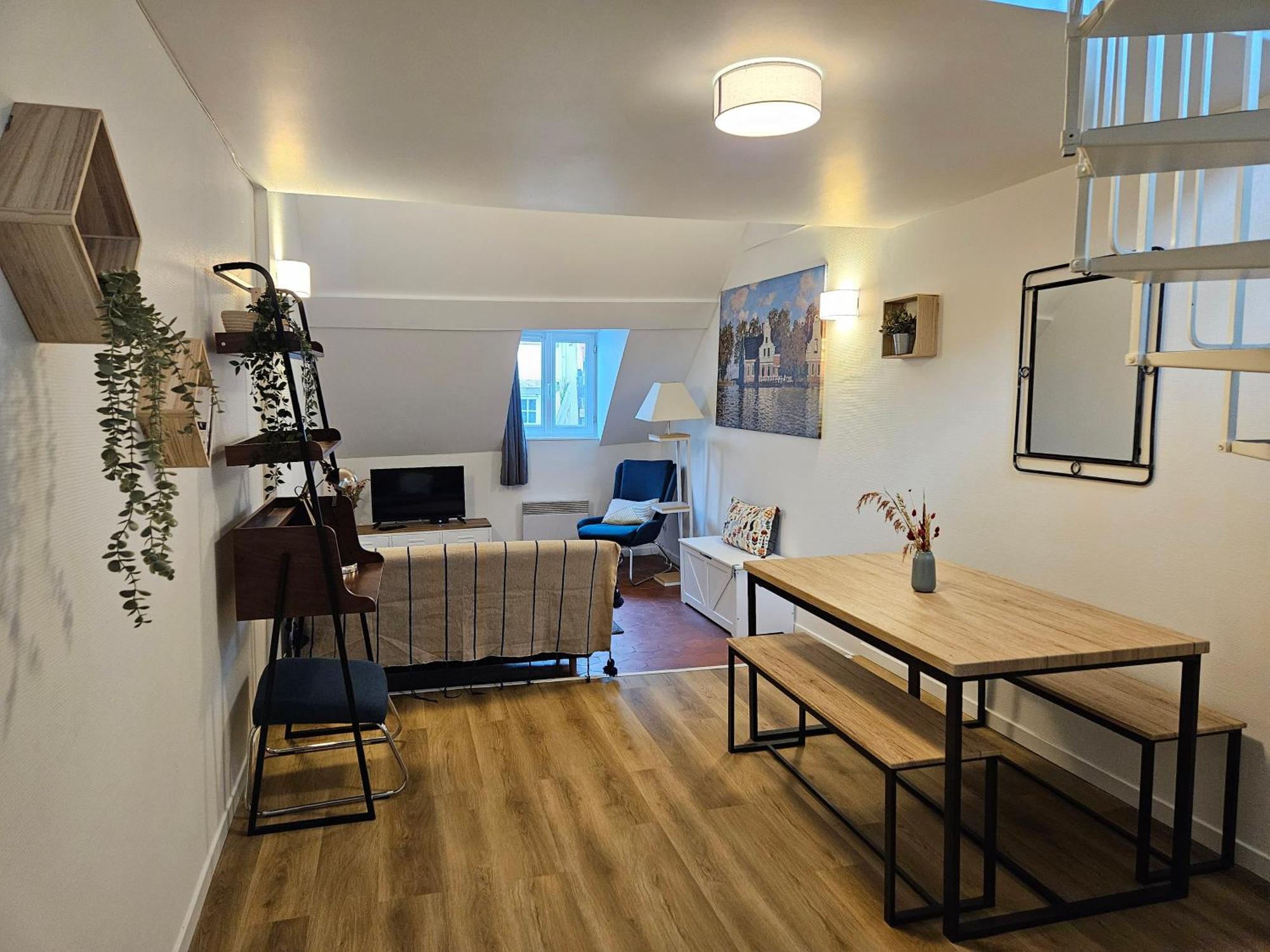 Charmant Duplex Au Coeur De Vernon Proche Gare Et Giverny מראה חיצוני תמונה